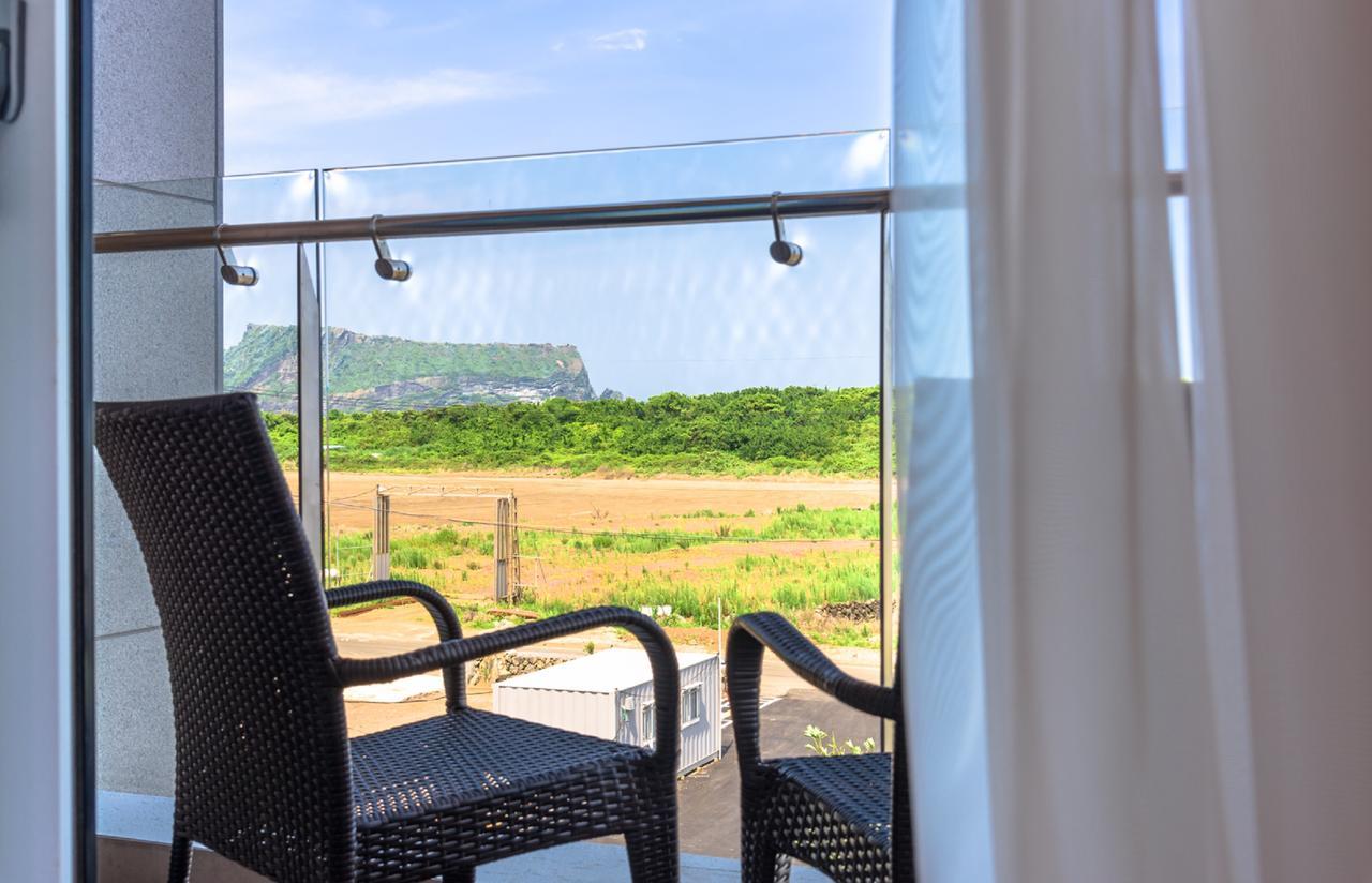 Thira Hotel Seogwipo Eksteriør bilde