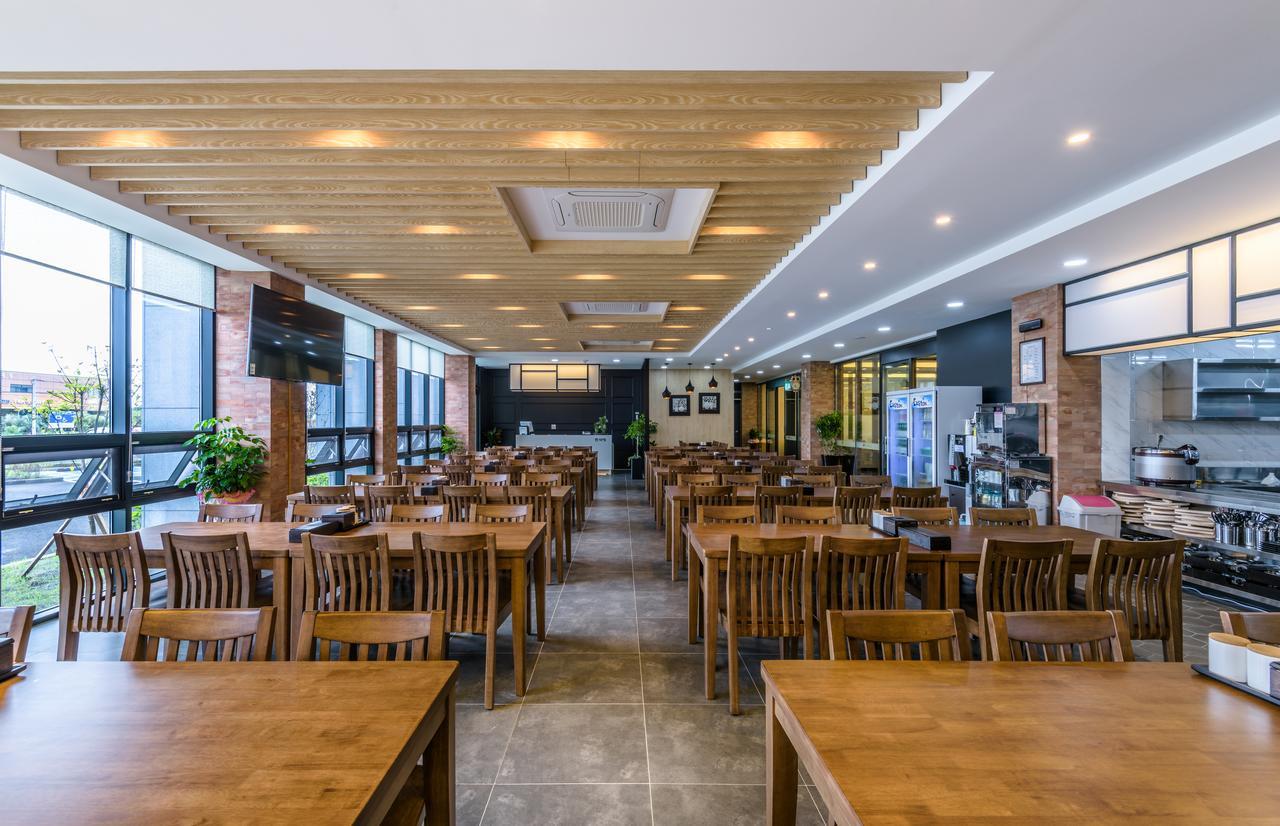 Thira Hotel Seogwipo Eksteriør bilde